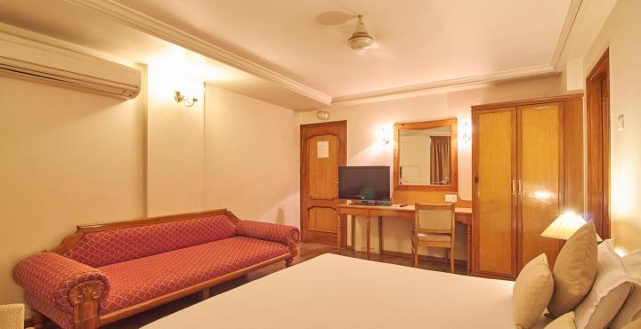 אחמדאבאד Hotel Pinnacle מראה חיצוני תמונה