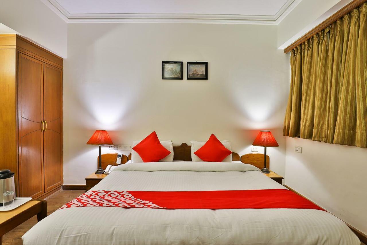 אחמדאבאד Hotel Pinnacle מראה חיצוני תמונה