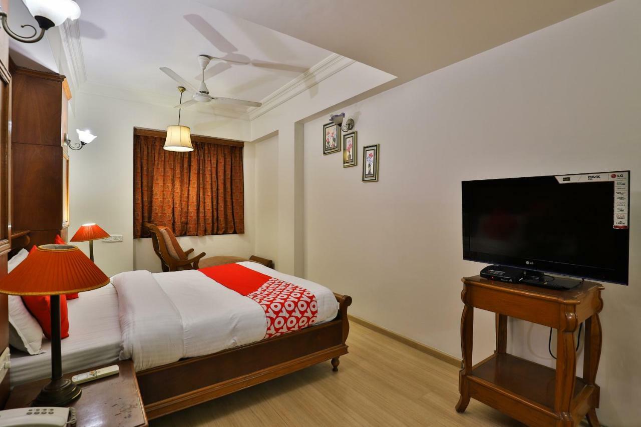 אחמדאבאד Hotel Pinnacle מראה חיצוני תמונה